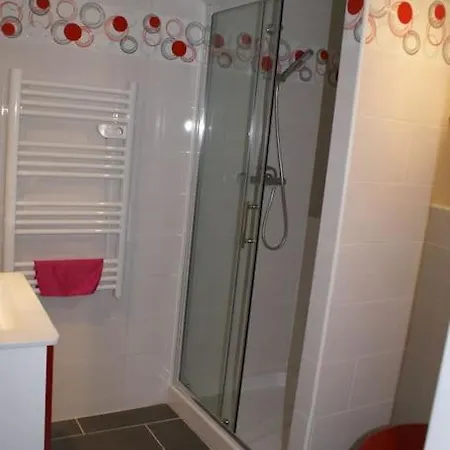 14, Heliopolis J Village Naturiste * Agde